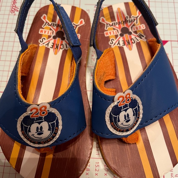 “HOST PICK” ⭐️Disney Store Toddler Sandals - Picture 4 of 5
